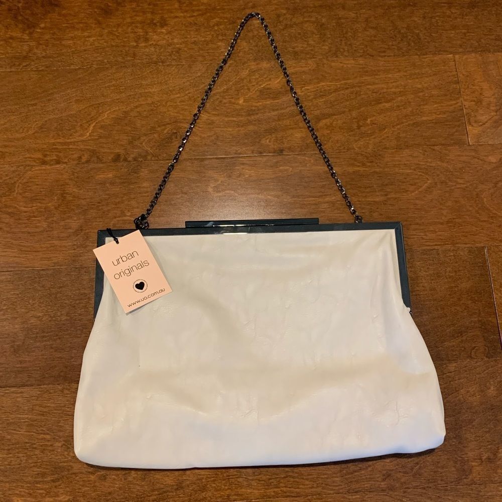 Urban Originals Clutch 